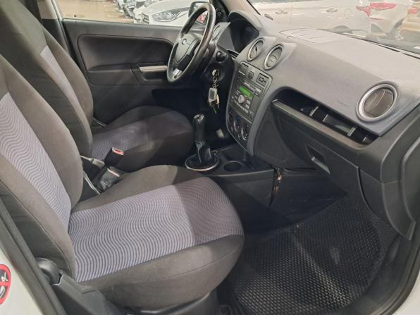 Ford Fusion I Рестайлинг с пробегом 2010 года, цена 400 000 рублей, 349899 км, хэтчбек, Автокод Объявления