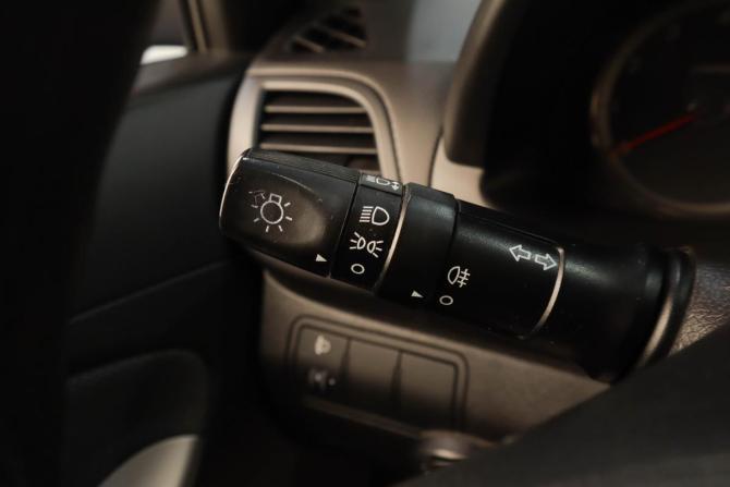 Hyundai Solaris I с пробегом 2012 года, цена 839 000 рублей, 144200 км, хэтчбек, Автокод Объявления