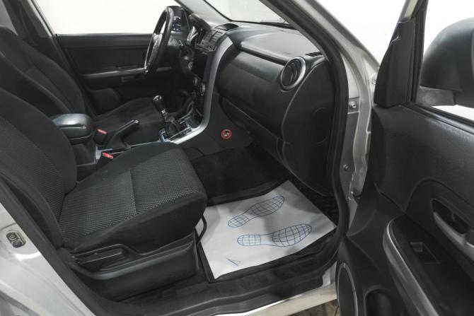 Suzuki Grand Vitara II с пробегом 2005 года, цена 799 000 рублей, 303000 км, внедорожник, Автокод Объявления