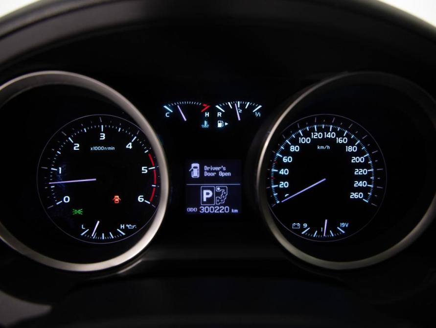 Toyota Land Cruiser 200 Series Санкт-Петербург  - изображение 13