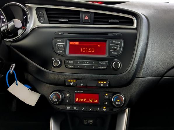 Kia Ceed II Рестайлинг с пробегом 2016 года, цена 1 330 000 рублей, 130830 км, хэтчбек, Автокод Объявления