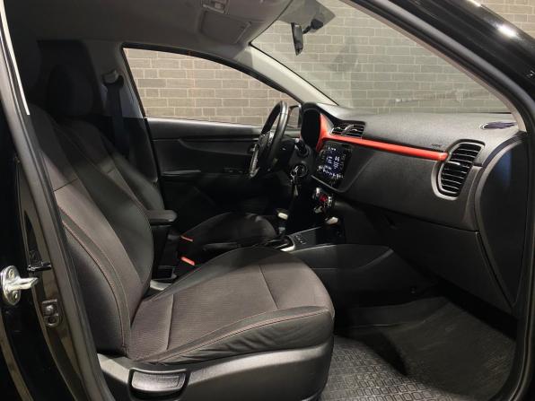 Kia Rio IV Рестайлинг с пробегом 2021 года, цена 1 849 000 рублей, 92433 км, хэтчбек, Автокод Объявления