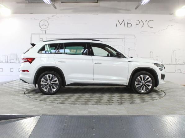 Skoda Kodiaq I Рестайлинг с пробегом 2024 года, цена 4 769 000 рублей, 27000 км, внедорожник, Автокод Объявления