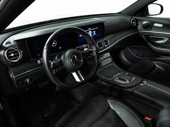 Mercedes-Benz E-Класс V (W213 S213 C238) Рестайлинг с пробегом 2021 года, цена 4 752 505 рублей, 66622 км, седан, Автокод Объявления