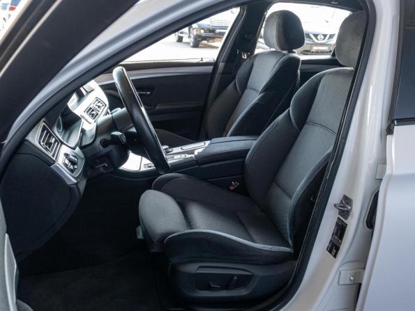 BMW 5 серии VI (F10/F11/F07) Рестайлинг с пробегом 2015 года, цена 2 650 000 рублей, 181159 км, седан, Автокод Объявления