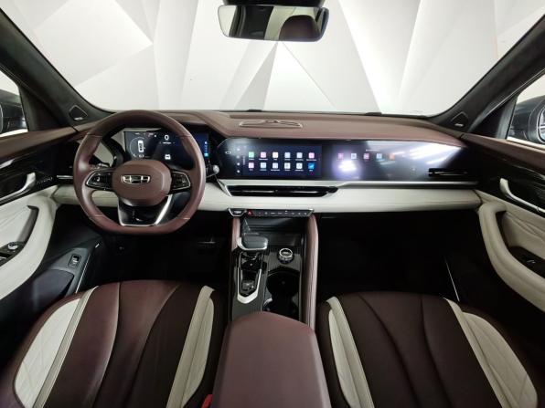 Geely Monjaro I с пробегом 2023 года, цена 3 147 000 рублей, 31257 км, внедорожник, Автокод Объявления