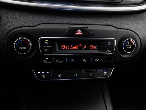 Kia Sorento III Prime Рестайлинг с пробегом 2019 года, цена 2 575 000 рублей, 109000 км, внедорожник, Автокод Объявления