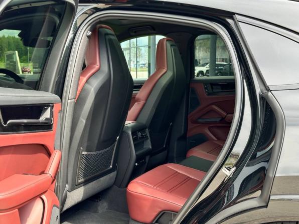 Porsche Cayenne III Рестайлинг с пробегом 2026 года, цена 17 500 000 рублей, 20 км, внедорожник, Автокод Объявления