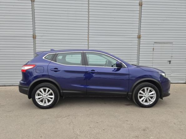 Nissan Qashqai II с пробегом 2018 года, цена 1 592 000 рублей, 166107 км, внедорожник, Автокод Объявления