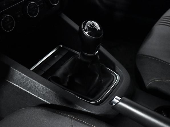 Volkswagen Jetta VI Рестайлинг с пробегом 2017 года, цена 730 000 рублей, 246476 км, седан, Автокод Объявления