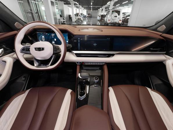 Geely Monjaro I с пробегом 2023 года, цена 3 370 000 рублей, 46278 км, внедорожник, Автокод Объявления