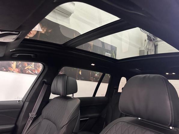 BMW X7 I (G07) Рестайлинг с пробегом 2025 года, цена 17 595 000 рублей, 4997 км, внедорожник, Автокод Объявления