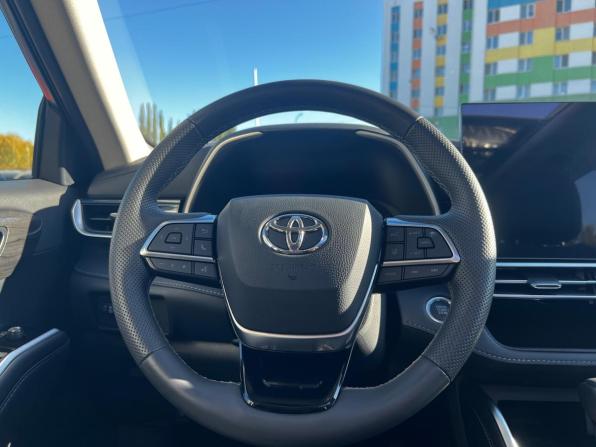 Toyota Highlander IV (XU70) с пробегом 2026 года, цена 5 710 000 рублей, 5627 км, внедорожник, Автокод Объявления