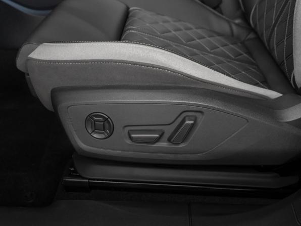 Audi Q3 II (F3) с пробегом 2026 года, цена 4 050 000 рублей, 37 км, внедорожник, Автокод Объявления