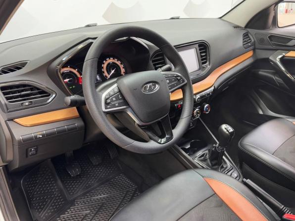 Lada (ВАЗ) Vesta I Рестайлинг (NG) с пробегом 2023 года, цена 1 319 000 рублей, 57093 км, седан, Автокод Объявления