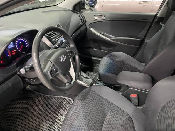 Hyundai Solaris I Рестайлинг с пробегом 2015 года, цена 859 000 рублей, 128000 км, седан, Автокод Объявления