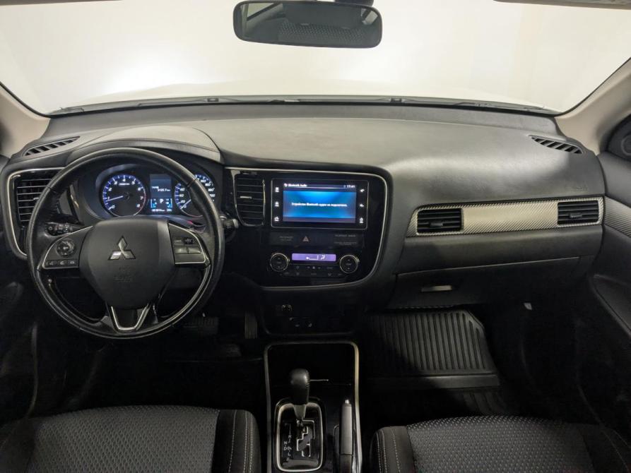 Mitsubishi Outlander III Рестайлинг 2 Санкт-Петербург  - изображение 14