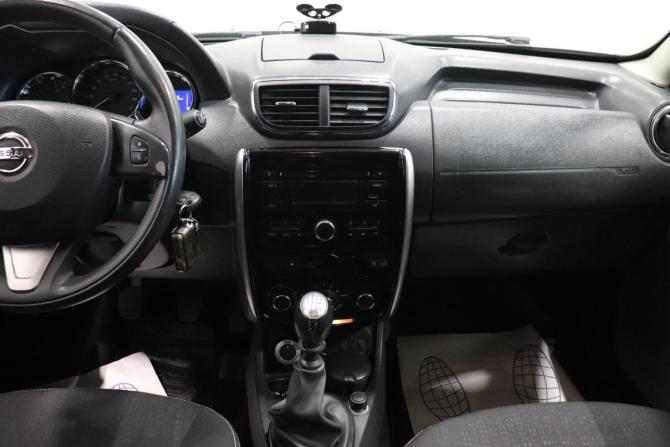 Nissan Terrano III (D10) с пробегом 2017 года, цена 1 493 000 рублей, 62735 км, внедорожник, Автокод Объявления