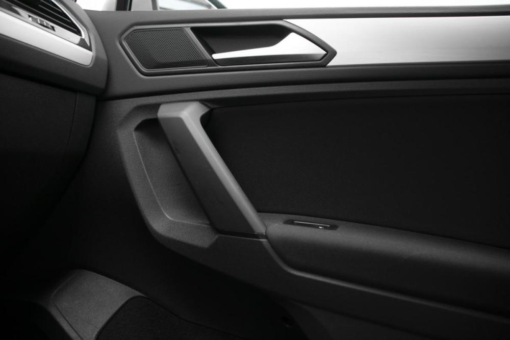 Volkswagen Tiguan II Рестайлинг Москва  - изображение 25