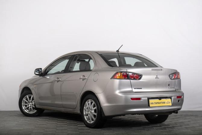Mitsubishi Lancer X Рестайлинг с пробегом 2012 года, цена 849 000 рублей, 315000 км, седан, Автокод Объявления
