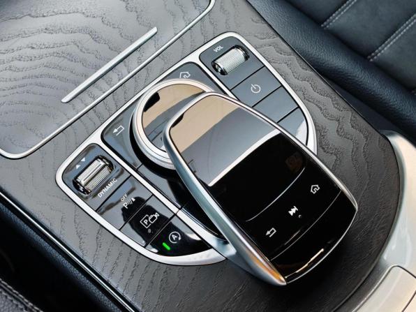 Mercedes-Benz C-Класс IV (W205) Рестайлинг с пробегом 2018 года, цена 2 790 000 рублей, 158543 км, седан, Автокод Объявления
