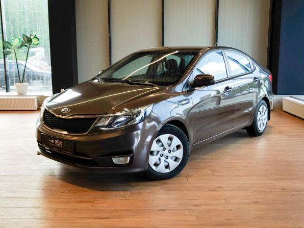 Kia Rio III Рестайлинг с пробегом 2015 года, цена 710 400 рублей, 198008 км, седан, Автокод Объявления