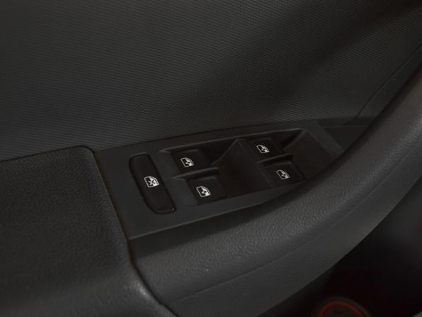 Skoda Rapid I Рестайлинг с пробегом 2018 года, цена 929 997 рублей, 217849 км, лифтбек, Автокод Объявления