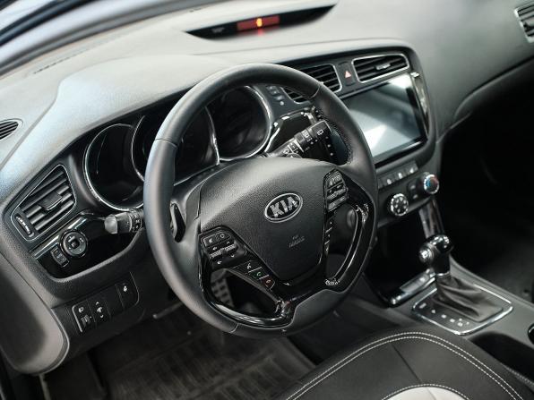 Kia Ceed II с пробегом 2014 года, цена 1 226 000 рублей, 149365 км, хэтчбек, Автокод Объявления