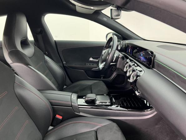 Mercedes-Benz CLA II (C118 X118) с пробегом 2021 года, цена 3 000 000 рублей, 104770 км, седан, Автокод Объявления