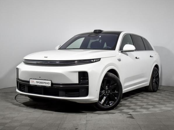 Li Auto (Lixiang) L7 I Рестайлинг с пробегом 2024 года, цена 5 998 790 рублей, 20035 км, внедорожник, Автокод Объявления