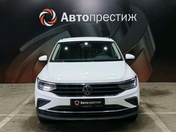 Volkswagen Tiguan II Рестайлинг с пробегом 2021 года, цена 2 530 000 рублей, 111650 км, внедорожник, Автокод Объявления