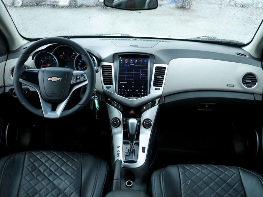 Chevrolet Cruze I Рестайлинг Ижевск  - изображение 8