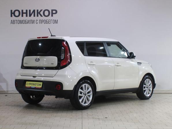 Kia Soul II Рестайлинг с пробегом 2018 года, цена 1 589 000 рублей, 87112 км, хэтчбек, Автокод Объявления