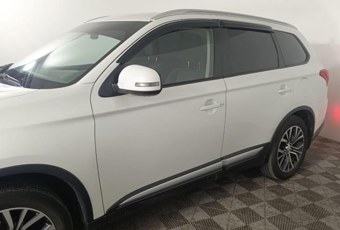 Mitsubishi Outlander III Рестайлинг 2 с пробегом 2018 года, цена 1 790 000 рублей, 214120 км, внедорожник, Автокод Объявления