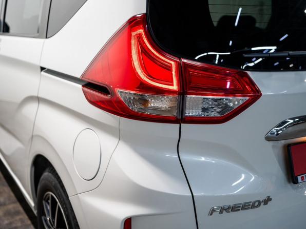Honda Freed II с пробегом 2018 года, цена 1 530 000 рублей, 108700 км, компактвэн, Автокод Объявления