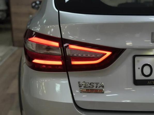 Lada (ВАЗ) Vesta I Рестайлинг (NG) с пробегом 2025 года, цена 1 890 000 рублей, 10000 км, универсал, Автокод Объявления