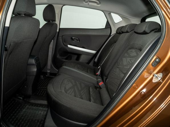 Kia Ceed II Рестайлинг с пробегом 2017 года, цена 1 349 000 рублей, 92050 км, хэтчбек, Автокод Объявления