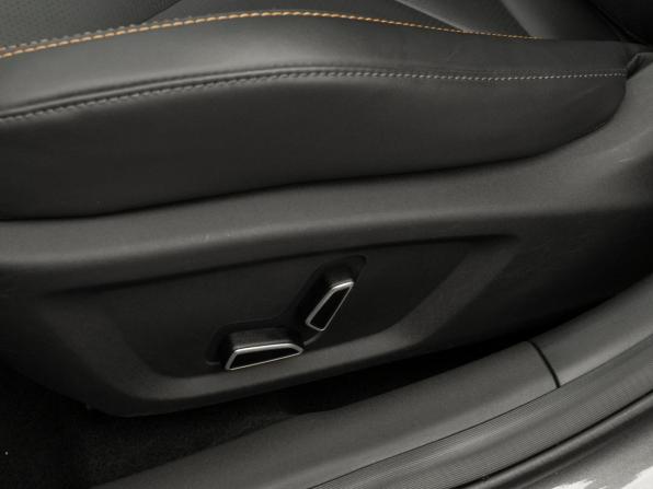 Changan UNI-V I с пробегом 2023 года, цена 2 170 000 рублей, 47008 км, лифтбек, Автокод Объявления