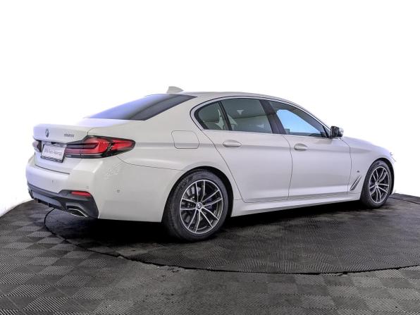BMW 5 серии VII (G30/G31/G38) Рестайлинг с пробегом 2021 года, цена 4 600 000 рублей, 43290 км, седан, Автокод Объявления
