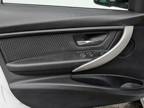 BMW 3 серии VI (F3x) Рестайлинг с пробегом 2017 года, цена 1 800 000 рублей, 158260 км, седан, Автокод Объявления