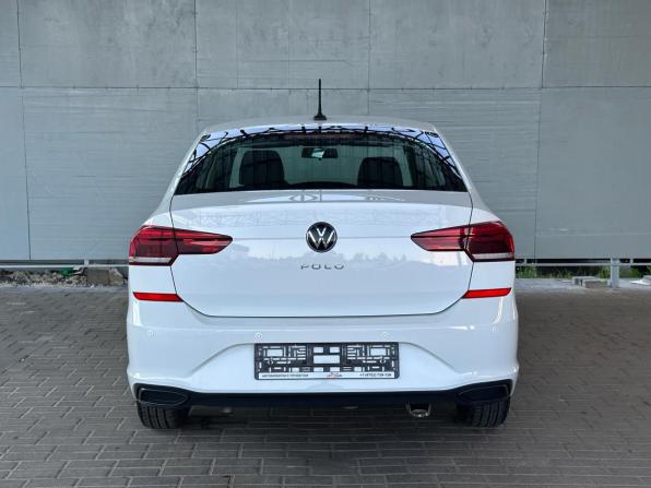 Volkswagen Polo VI с пробегом 2021 года, цена 1 750 000 рублей, 45000 км, лифтбек, Автокод Объявления