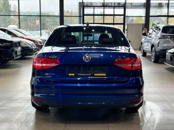 Volkswagen Jetta VI Рестайлинг с пробегом 2015 года, цена 1 570 000 рублей, 66222 км, седан, Автокод Объявления