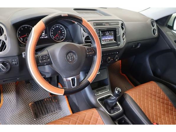 Volkswagen Tiguan I Рестайлинг с пробегом 2016 года, цена 1 566 000 рублей, 131729 км, внедорожник, Автокод Объявления