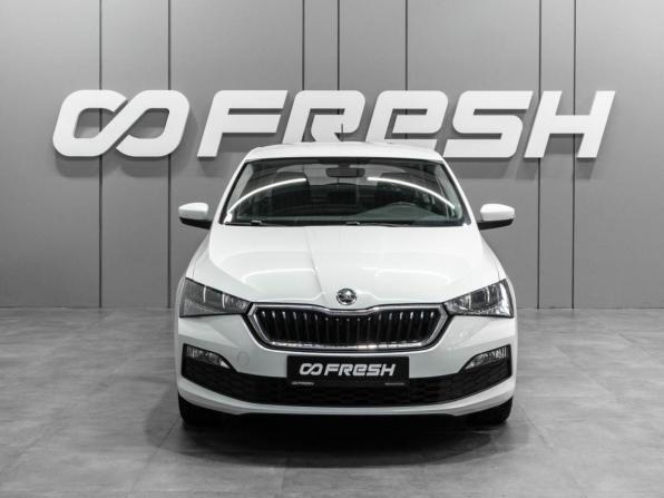Skoda Rapid II с пробегом 2021 года, цена 1 665 000 рублей, 46691 км, лифтбек, Автокод Объявления