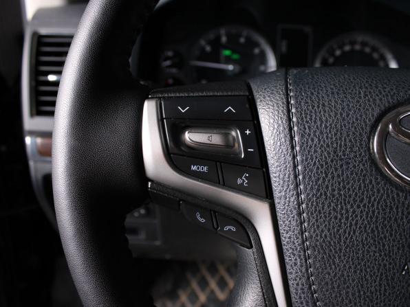 Toyota Land Cruiser 200 Series Рестайлинг 2 с пробегом 2016 года, цена 5 890 000 рублей, 175000 км, внедорожник, Автокод Объявления