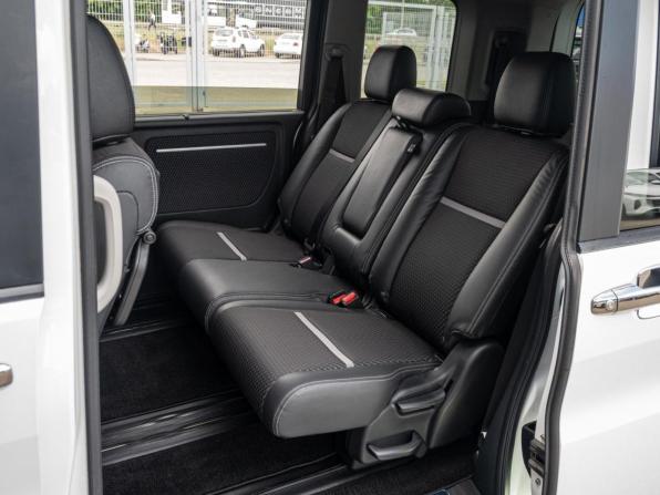 Honda Stepwgn V с пробегом 2015 года, цена 2 170 000 рублей, 114052 км, минивэн, Автокод Объявления