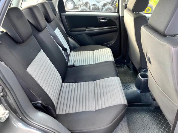 Suzuki SX4 I (Classic) Рестайлинг с пробегом 2010 года, цена 745 000 рублей, 196830 км, хэтчбек, Автокод Объявления