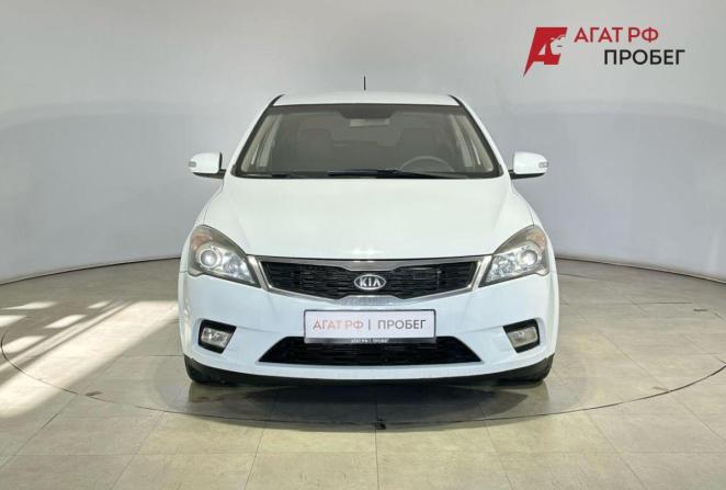 Kia Ceed I с пробегом 2010 года, цена 610 000 рублей, 250343 км, хэтчбек, Автокод Объявления
