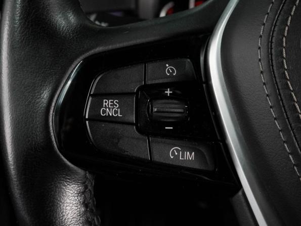 BMW 5 серии VII (G30/G31/G38) с пробегом 2017 года, цена 2 499 000 рублей, 170688 км, седан, Автокод Объявления