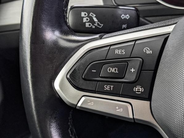 Volkswagen Passat B8 Рестайлинг с пробегом 2020 года, цена 2 390 000 рублей, 59401 км, седан, Автокод Объявления